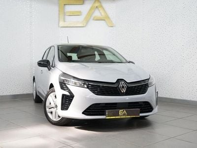 Cinza Usado 2024 Renault Clio V Evolution | € 16.980 (Bom preço)