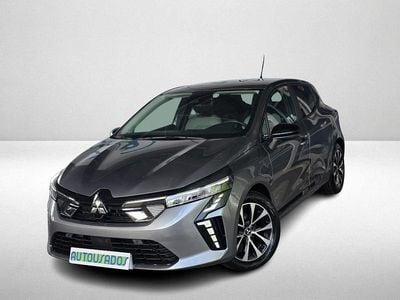 Cinzento Usado 2024 Mitsubishi Colt | € 17.490 (Preço justo)