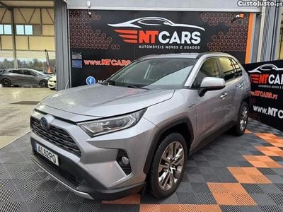 Usado Toyota RAV4 Hybrid 218 HP (160 kW) 2021 Outra SUV