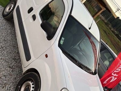 Branco Usado 2005 Renault Kangoo Monovolume | € 4.000