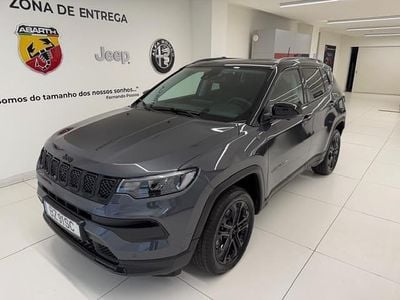 Cinzento Novo 2025 Jeep Compass SUV | € 38.500 (Caro)