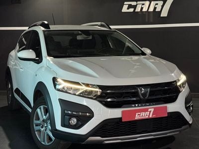 Branco Usado 2021 Dacia Sandero Essentiel Citadino | € 15.300 (Preço elevado)