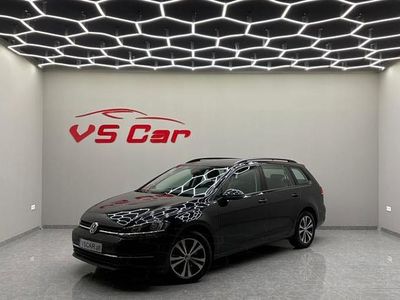 Preto Usado 2017 VW Golf VII Carrinha | € 17.750