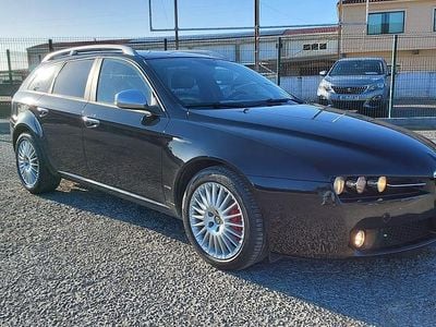 Usado Alfa Romeo 159 170 HP (125 kW) 2011 Preto Carrinha