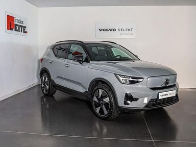 Cinzento Usado 2023 Volvo XC40 Plus SUV | € 48.900