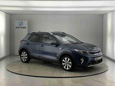 Azul Usado 2025 Kia Stonic SUV | € 17.990 (Preço justo)