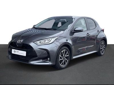 Cinza (pintura metalizada) Usado 2022 Toyota Yaris | € 23.990 (Preço elevado)