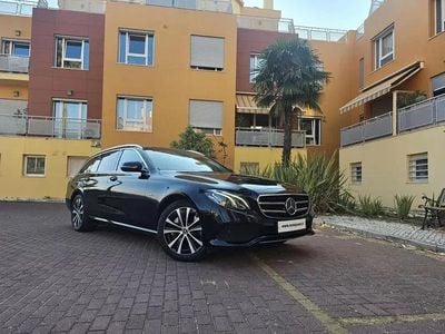Usado Mercedes E300 306 HP (225 kW) 2020 Preto Carrinha