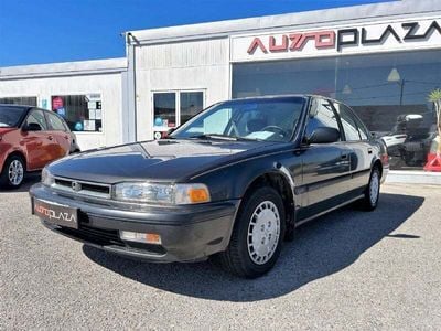 Cinzento Usado 1995 Honda Accord LX Sedan | € 2.900