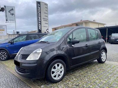 Usado Renault Modus 70 HP (51 kW) 2006 Preto Monovolume