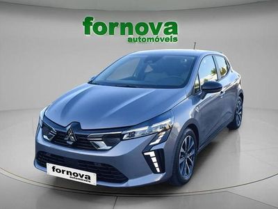 Cinza Usado 2024 Mitsubishi Colt | € 19.500 (Preço justo)