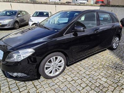 Mercedes B180
