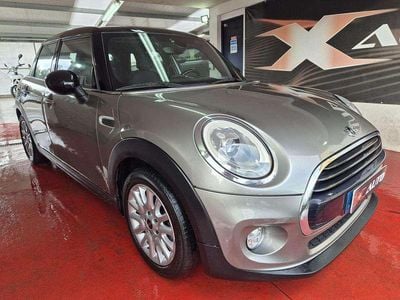 Usado Mini Cooper 116 HP (85 kW) 2016 Cinzento Citadino