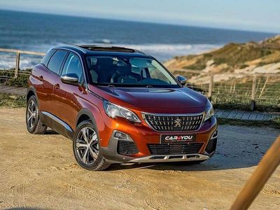 Usado Peugeot 3008 Active 130 HP (95 kW) 2019 Outra Carrinha