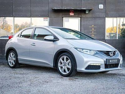 Usado Honda Civic 120 HP (88 kW) 2014 Cinzento