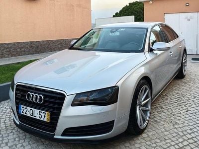 Usado 2010 Audi A8 Sedan | € 18.000