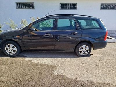 Usado 2001 Ford Focus Carrinha | € 2.700 (Caro)