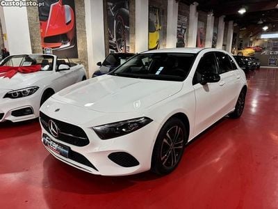 Branco Usado 2024 Mercedes A250 Citadino | € 36.490 (Preço elevado)