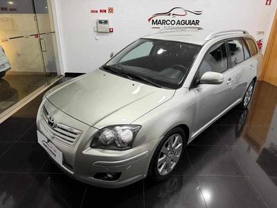 Usado Toyota Avensis 126 HP (92 kW) 2007 Cinzento Sedan