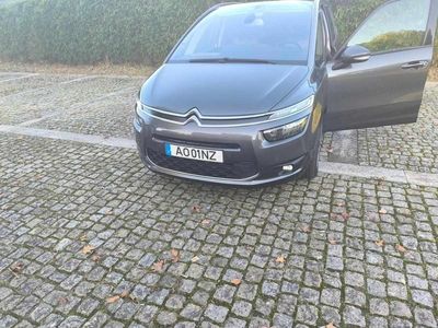 Cinzento Usado 2014 Citroën Grand C4 Picasso Monovolume | € 13.500