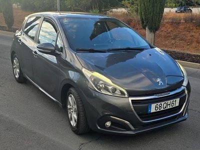 Usado 2015 Peugeot 208 Citadino | € 8.500 (Preço justo)