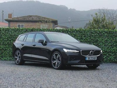 Preto Usado 2019 Volvo V60 Carrinha | € 27.890 (Caro)