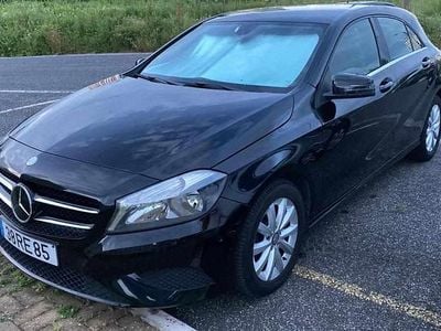 Usado Mercedes A180 109 HP (80 kW) 2012 Preto Citadino