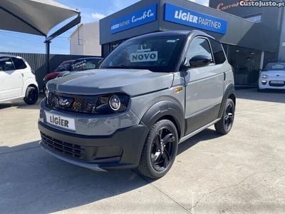 Cinza Usado 2024 Aixam Microcar Citadino | € 16.199