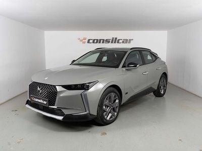 Usado DS Automobiles DS4 Crossback Trocadero 225 HP (165 kW) 2022 Cinza SUV