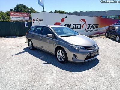 Usado Toyota Auris Touring Sports Active 90 HP (66 kW) 2014 Castanho Carrinha