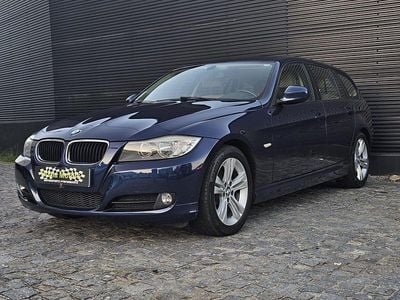 Azul Usado 2011 BMW 318 Sport Line Carrinha | € 9.450 (Preço justo)