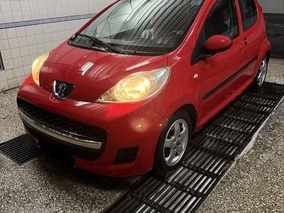Usado Peugeot 107 2010 Citadino
