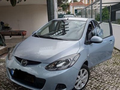 Usado Mazda 2 90 HP (66 kW) 2008 Sedan