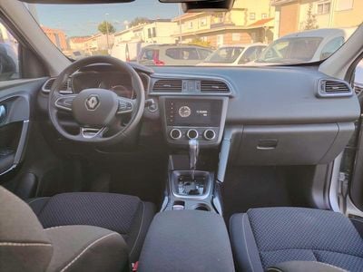 Usado Renault Kadjar Intens 140 HP (102 kW) 2022 Cinza SUV