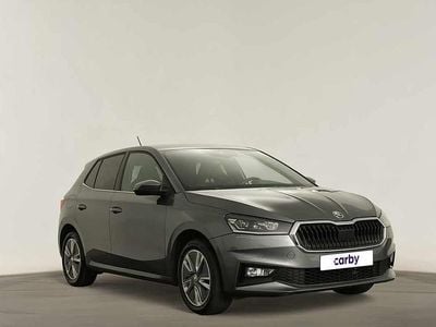 Cinzento Usado 2022 Skoda Fabia Style | € 16.490 (Preço justo)