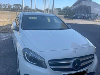Mercedes A200