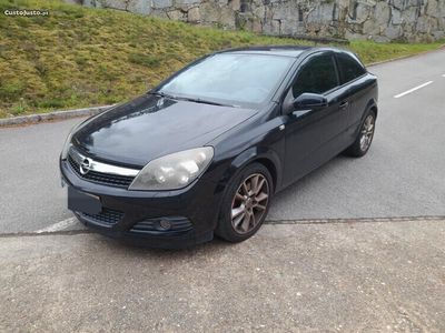 usado Opel Astra GTC 1.7cdti 125cv 6velocidades