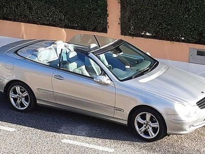 Usado 2004 Mercedes CLK320 Avantgarde Cabrios | € 3.950