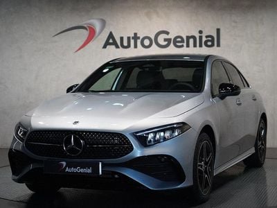 Cinza Novo 2025 Mercedes A250 AMG line Sedan | € 45.990