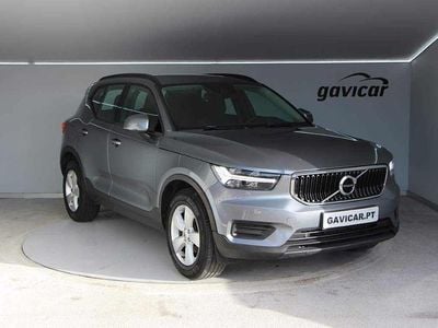 Usado Volvo XC40 150 HP (110 kW) 2018 Cinzento SUV