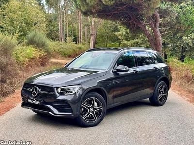Usado Mercedes GLC300e AMG 320 HP (235 kW) 2021 Cinza SUV