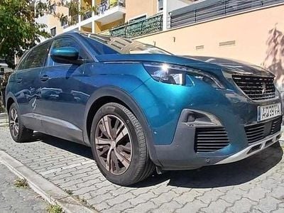 Usado Peugeot 5008 130 HP (95 kW) 2018 Verde SUV
