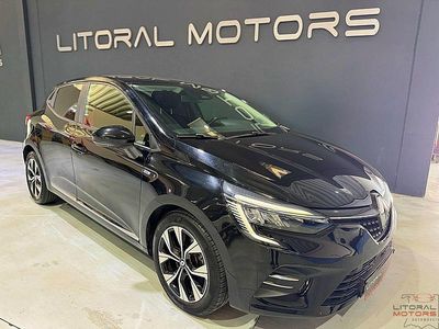 Usado Renault Clio V Techno 91 HP (66 kW) 2023 Preto