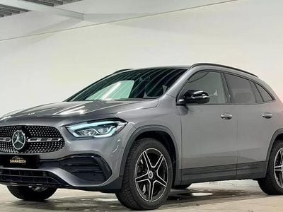 Cinza antracite Usado 2023 Mercedes GLA250 AMG line SUV | € 38.790 (Preço justo)