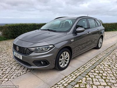 Usado Fiat Tipo Lounge 95 HP (69 kW) 2019 Cinza Carrinha