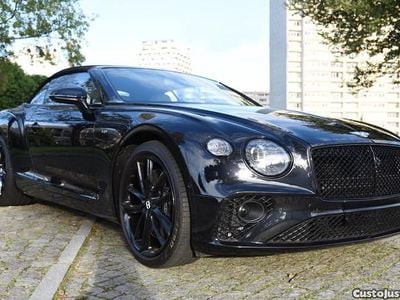 Usado Bentley Continental 550 HP (404 kW) 2022 Preto Coupé