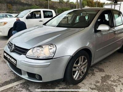 Cinza Usado 2008 VW Golf VI Highline Citadino | € 7.500
