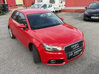 Vermelho Usado 2013 Audi A1 Sportback Sport Citadino | € 10.800
