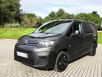 Cinza Usado 2023 Citroën Berlingo Live Monovolume | € 18.450 (Preço justo)