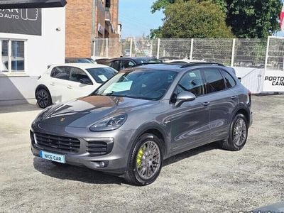 Porsche Cayenne S E-Hybrid